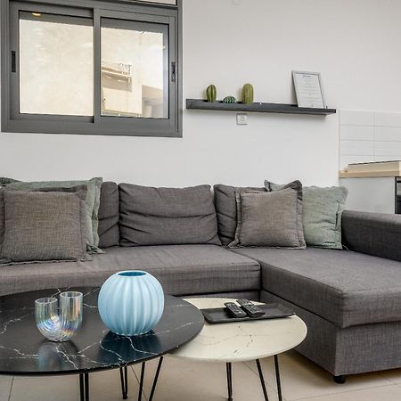 Very Nice 1 Bdr Apartment 2 Min From The Beach ! Tel Aviv Exterior photo
