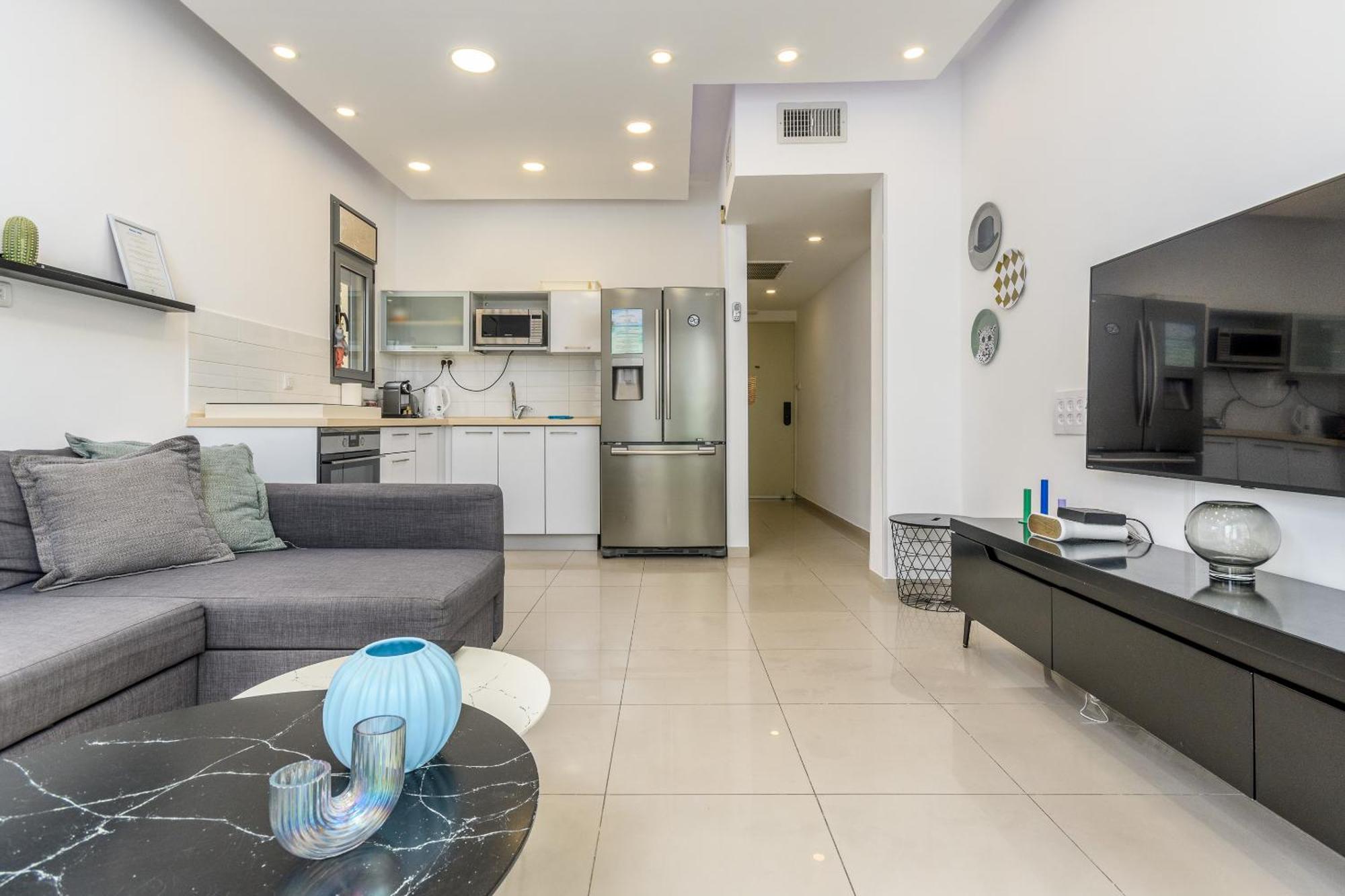 Very Nice 1 Bdr Apartment 2 Min From The Beach ! Tel Aviv Exterior photo
