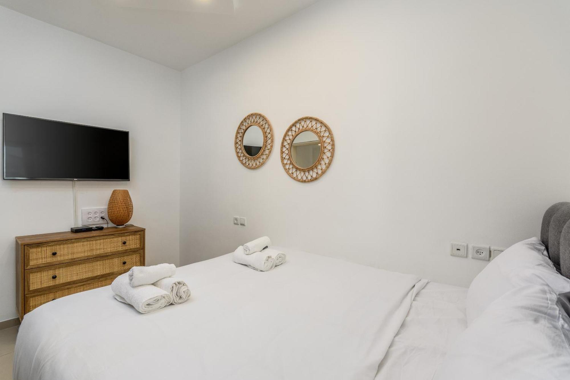 Very Nice 1 Bdr Apartment 2 Min From The Beach ! Tel Aviv Exterior photo